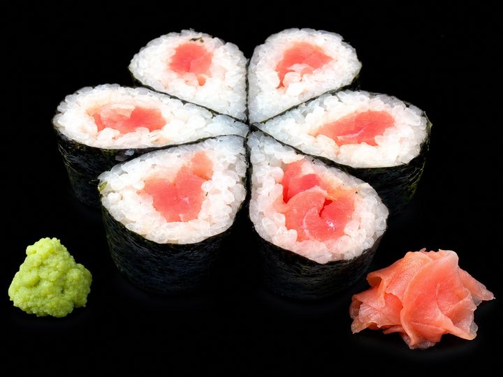 Tuna Roll (6pcs)