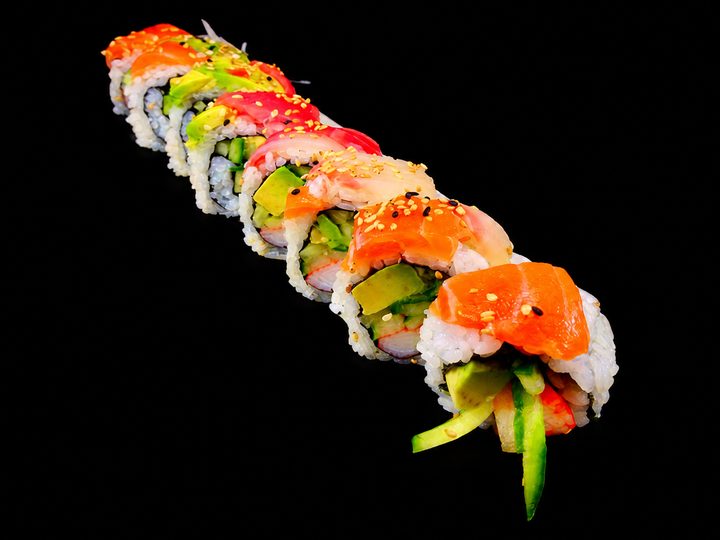 Rainbow Roll (8pcs)